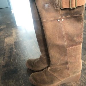 Sorel tall platform boots